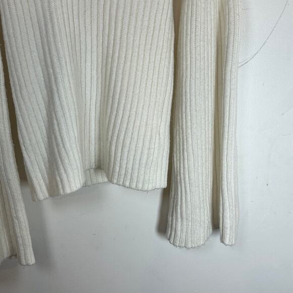 Guess turtleneck cable knit bell‎ sleeve sweater ribbed wool blend womans S - Picture 5 of 12